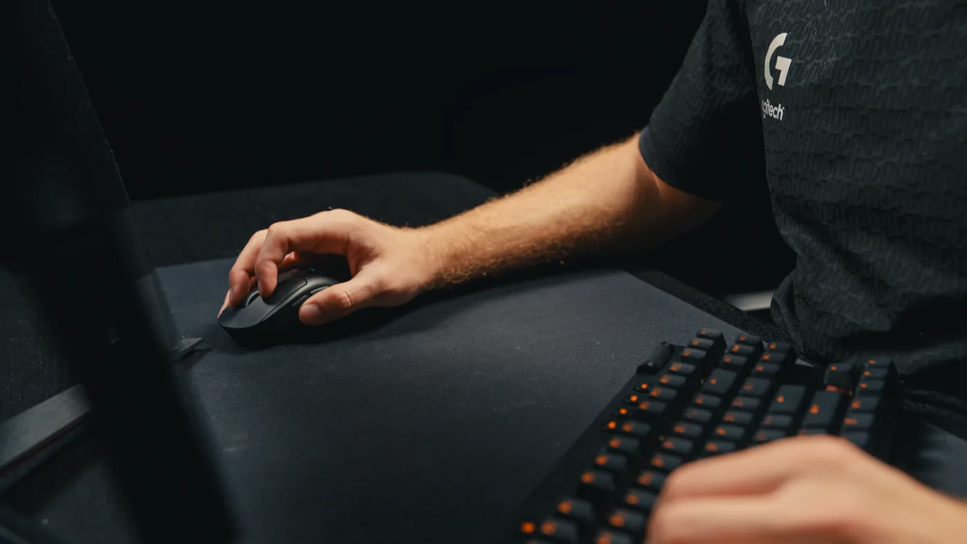 Logitech PRO X S LGT 2 DEX MOUSE TORPEDO/EMSNO LANGEWR2I-934BLACKRTL — mysz