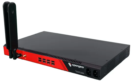 Opengear 24SERIAL PT+24X1GBESWITCH4G LTE/1GBE SFPDOCKERDUALACC14 PWR CRD